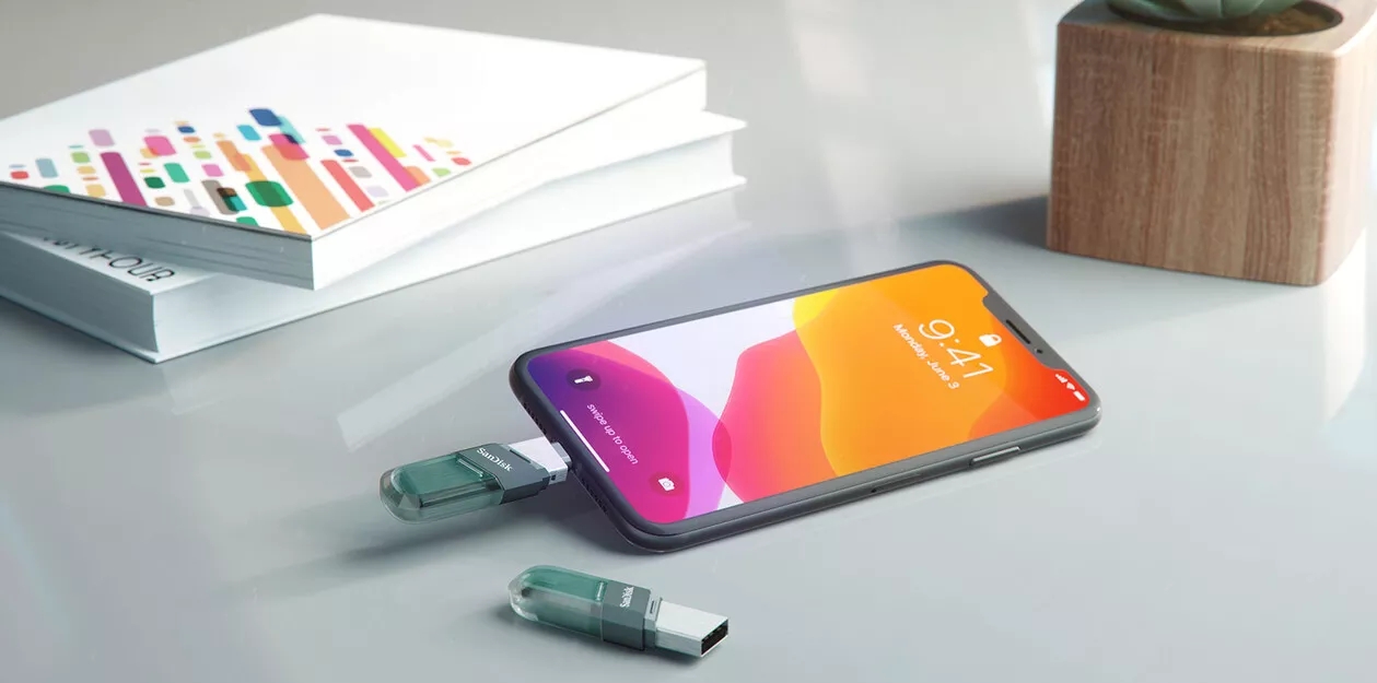 Pendrive 256GB iXPAND  Flip USB 3.1OTG iPad iPod MFi USB Flash Drive  OTG USB3.0 SDIX40N Pen Drive (32GB, 64GB, 128GB, 256GB) lightning USB Stick pendrive for iPhone iPad iPod APPLE MFi. 
