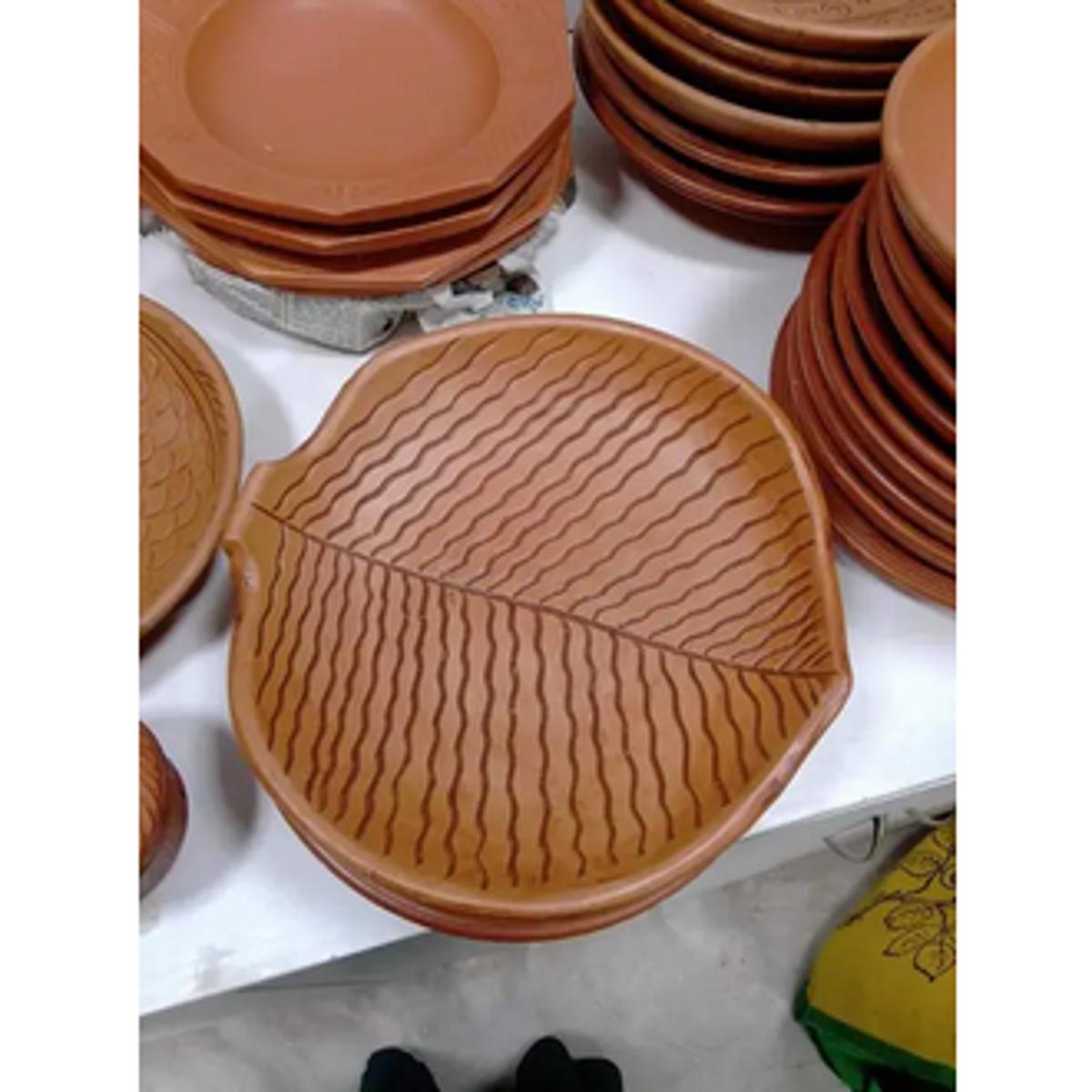 Clay fish plate. 6 pieces Matir plate. Clay Round Plate. Natural Clay Decorative Plate. Handmade round Clay Plate. 1 pica