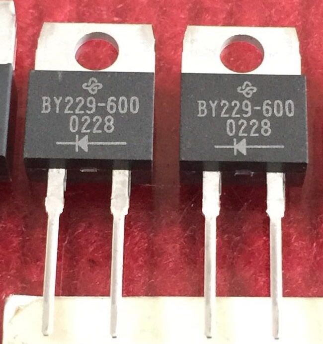 A CLASS BY229 IC BY229 Diode 20A 600V Schottky Diode TO-222 Power Rectifier 2 Pin Leads Chip. 