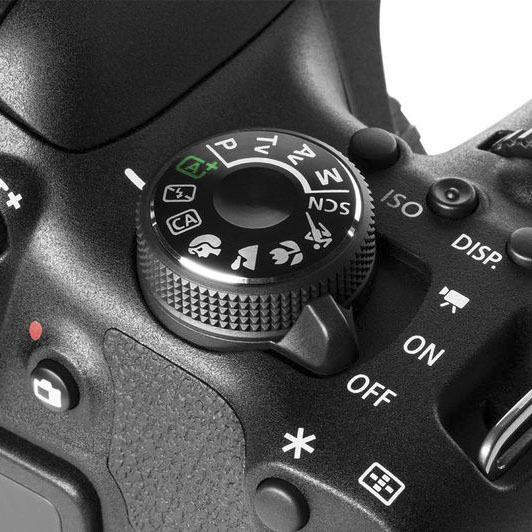 Canon EOS 750D Digital SLR Camera Body-Black. 