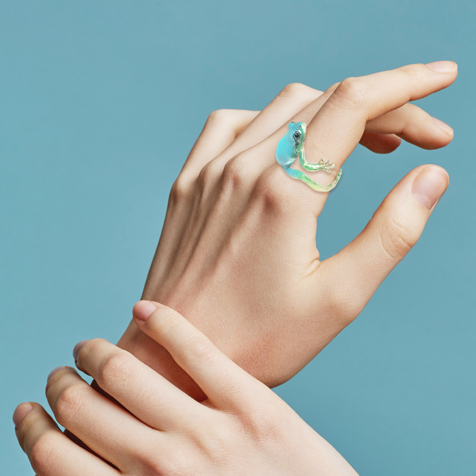 Latest Tree Frog Rings – These fun latest tree frog rings are sure to make you stand out from the crowd and make a statement with your fashion jewelry. This is a completely handmade accessory that I hope you will look at and stay with you.. 
