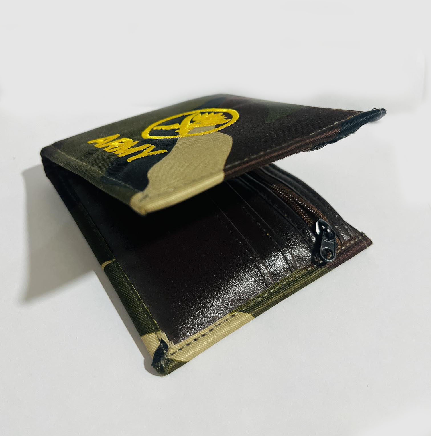 Wallet For Men Army Military Crazy Hunter Men's Army Camouflage Wallet Card Purse with safty Chain, green, one size. 