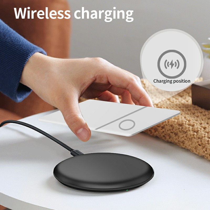 Wireless Charing iCard Bluetooth Global Position Tracker Based on Apple Find My Smart Card Locator Wallet Tag Finder Siri Voice. 