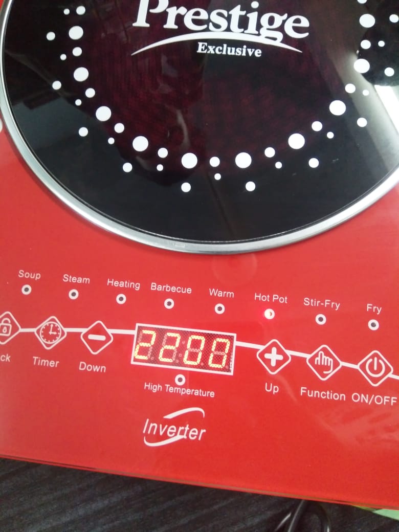Prestige 2200 Watts Infrared Cooker Use Any Pot Digital Display. 