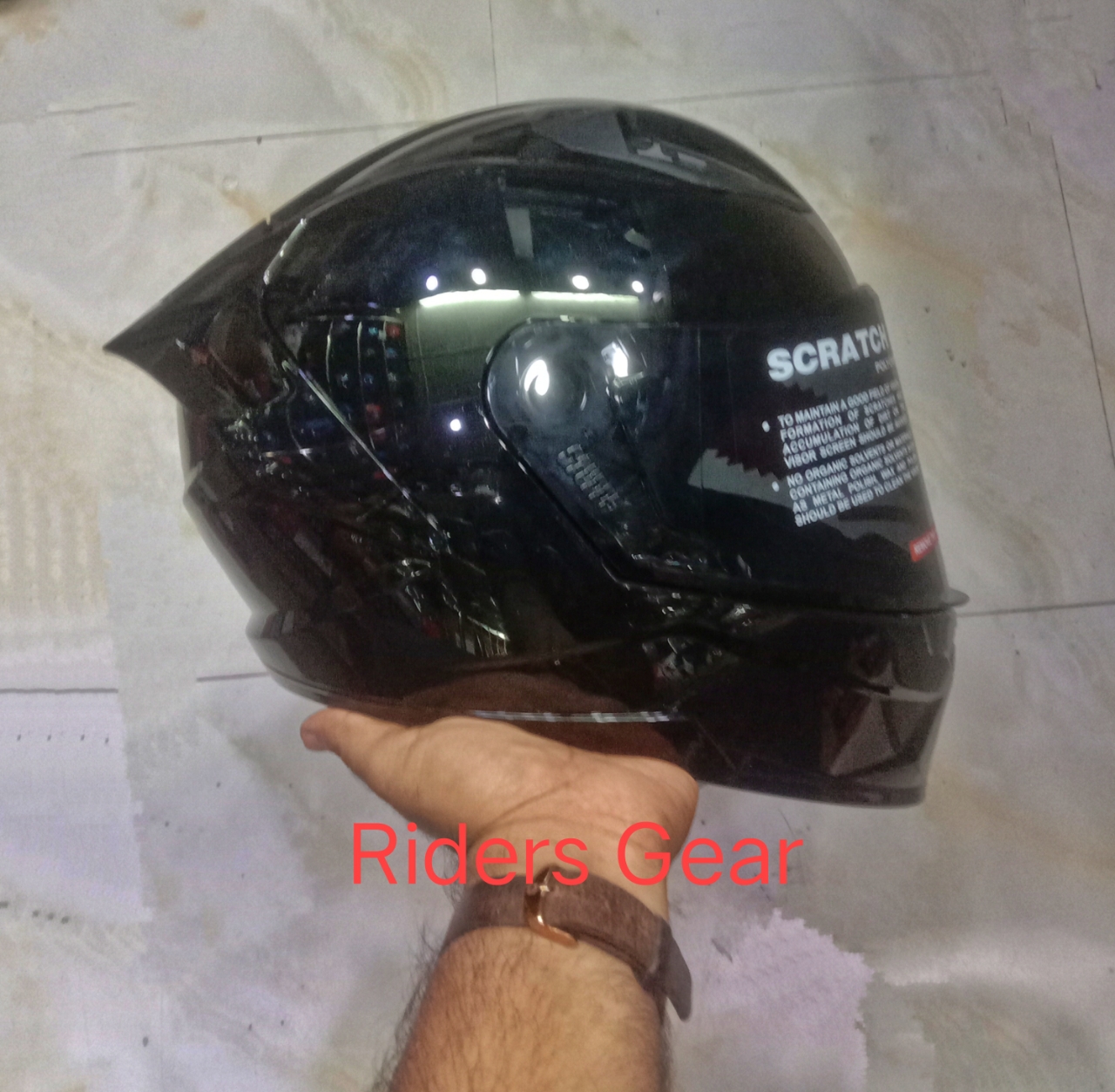 Studds Raider Fullface Glossy Black  Helmet For riding Bike.. 