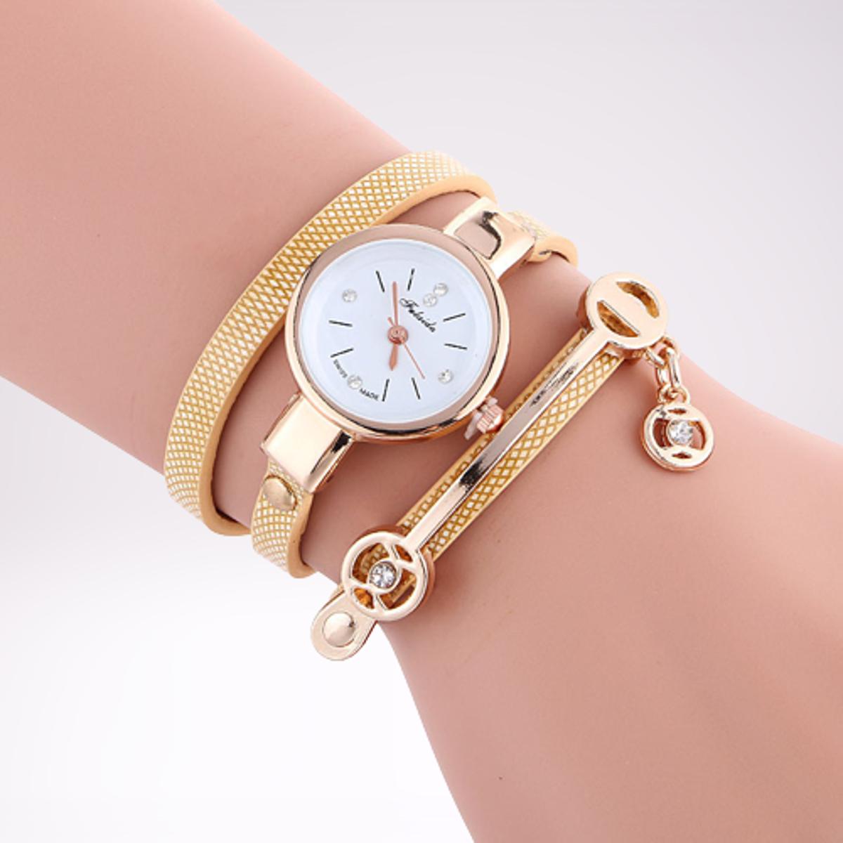 New Stylish Bracelet Watch for Women/Girls
