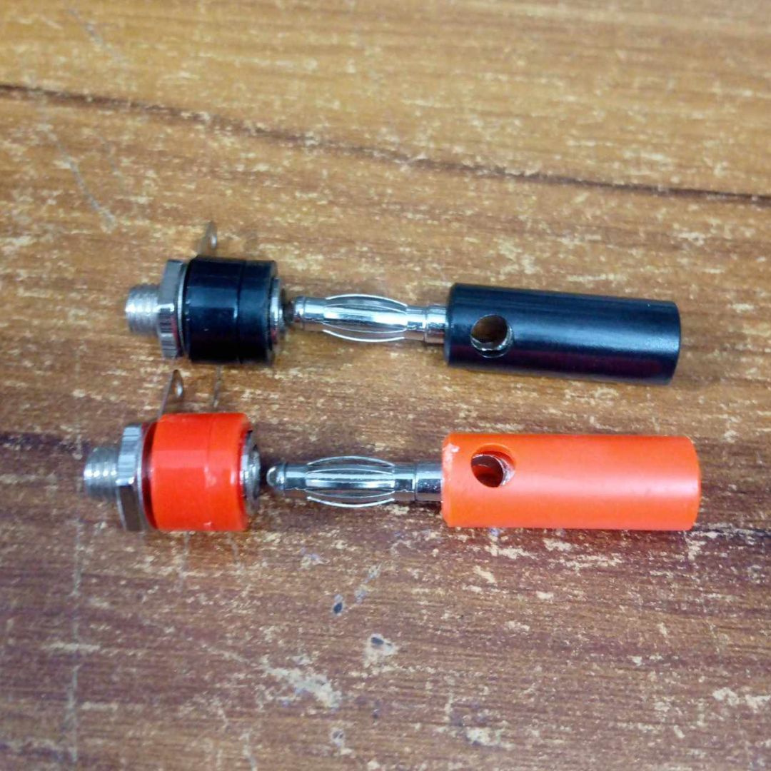 1Pair- MALE FEMALE Banana PLUG SOCKET 4mm Lantern Head RED & BLACK Plug Socket Screw Terminal Cables Connector. 