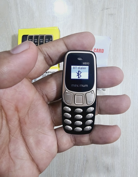 Maximum MB10 Mini Button Phone With Warranty. 