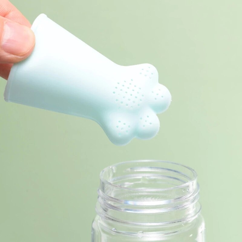 Kawaii Cat Paw Cup Cute Plastic Water Bottle with cat claw Infuser Strainer Filter 550ml for Drinkware Portable Drinking Bottle. 