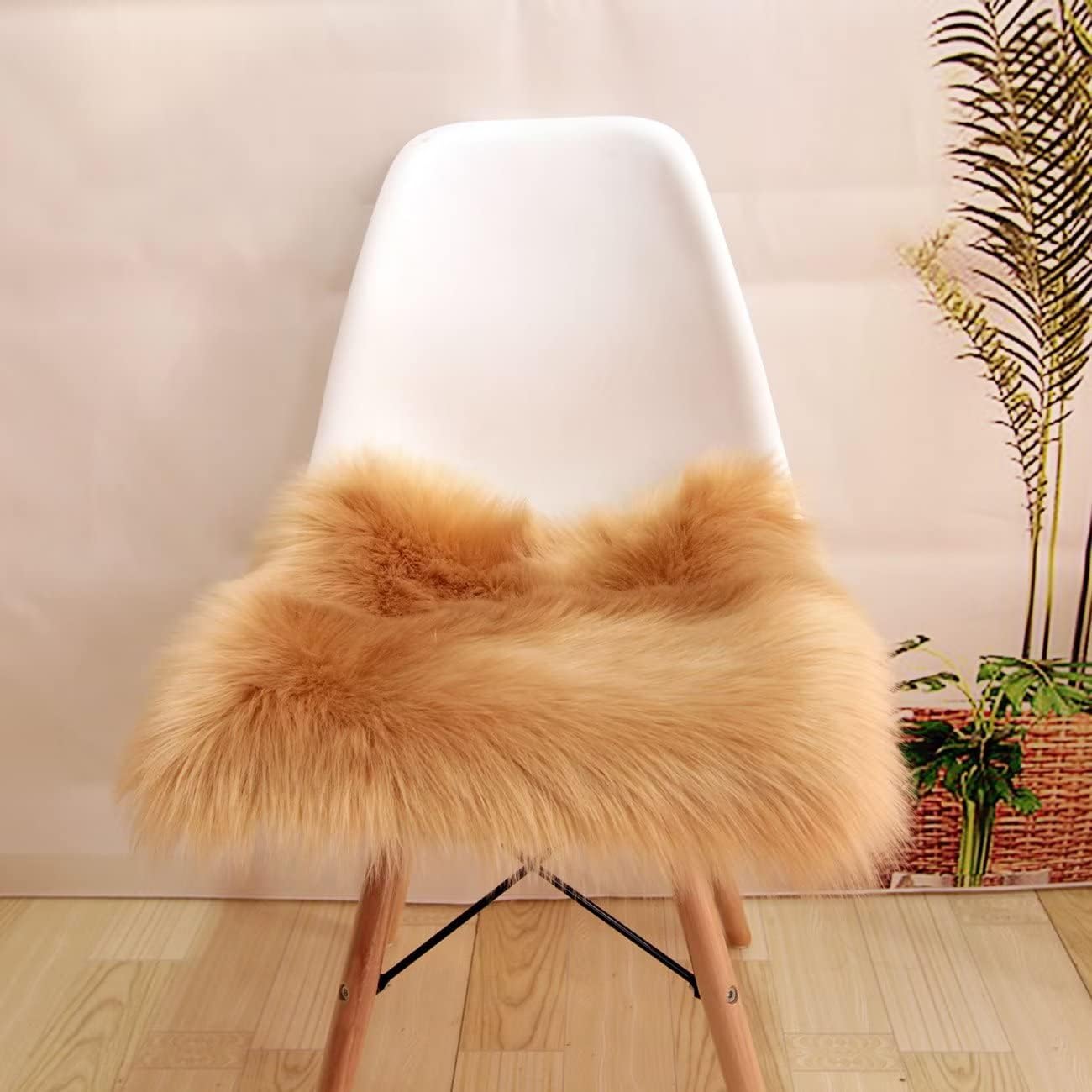 Soft Fur Carpet Fluffy Rugs, Hairy Fur Rugs Washable Faux Fur Rug For Kids Bedroom Home Decoration Sofas Cushions Mat Soft Carpet Sheepskin Rug. 