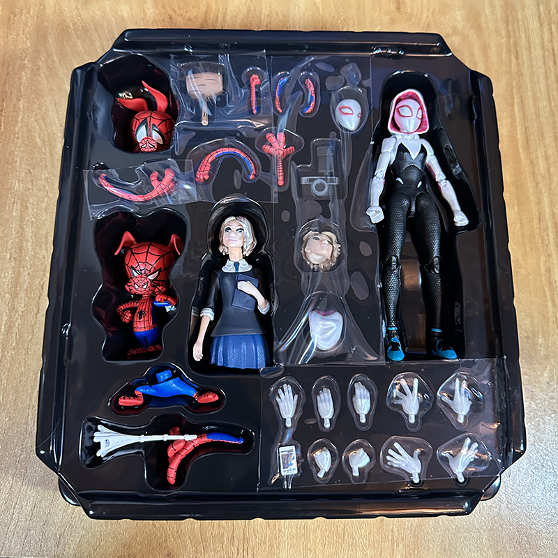 Sv Action Gwen Stacy Action Figure Collection Sentinel Spider Gwen Marvel Spider-Man Into the Spider Verse Figures Model Toys Superman. 