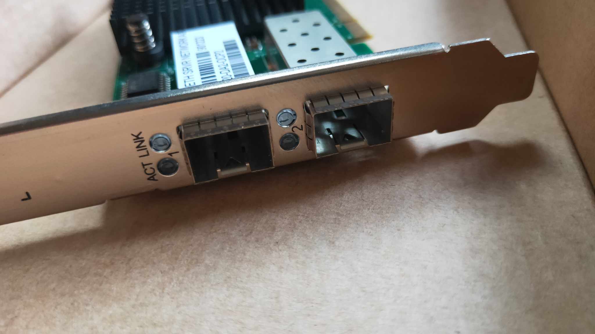 INTEL(R) ETH SRVR NETWORK ADAPTER X520-DA2. 