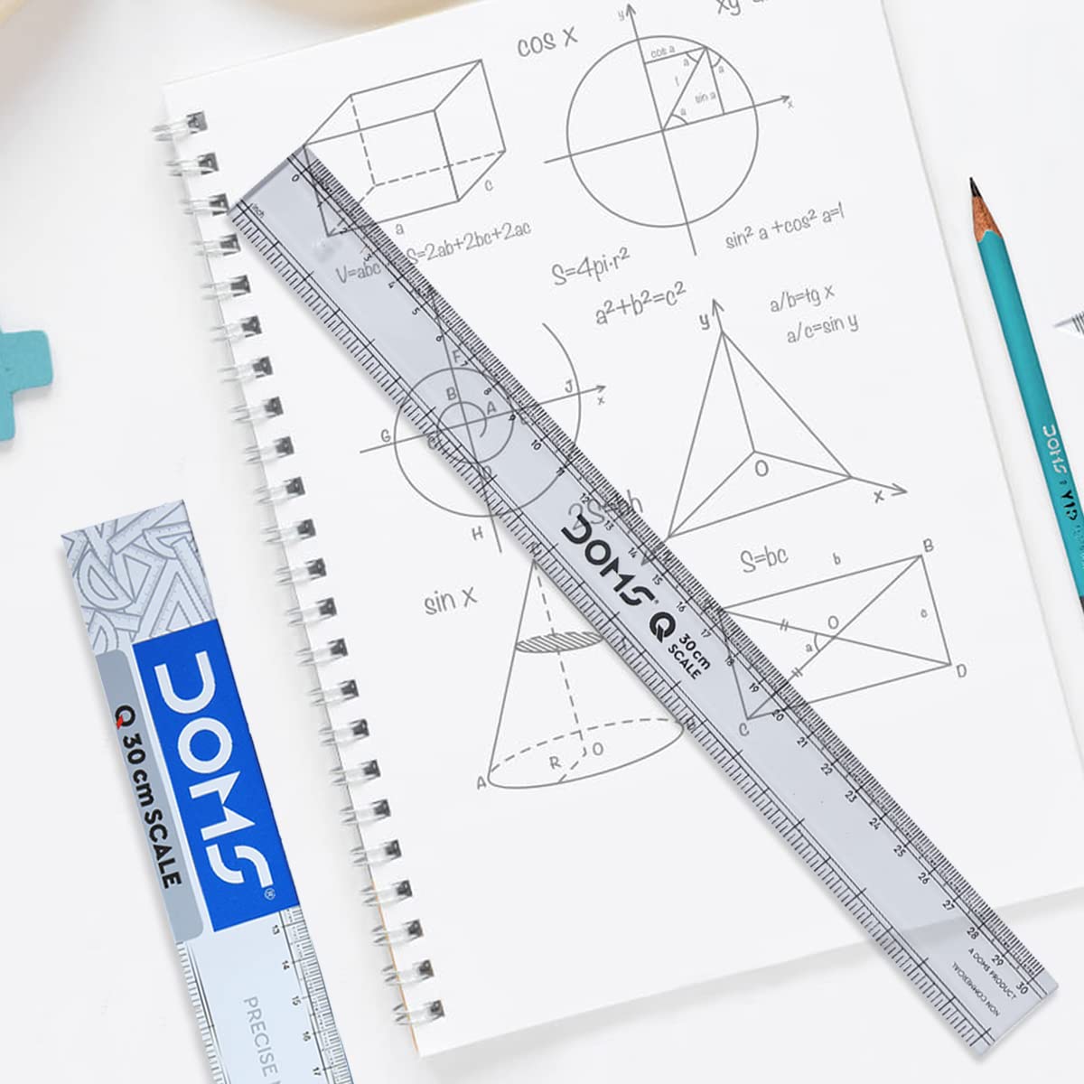 Doms Q30cm Transparent Scale (Pack of 10). 