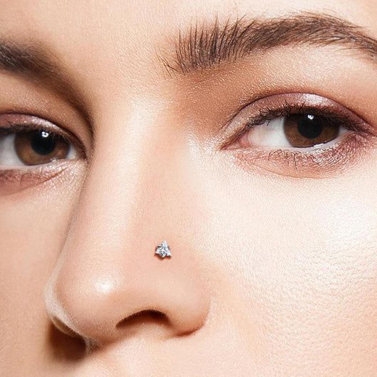 1 piece triangle shaped nosepin ..tolsa system nosepin for girls