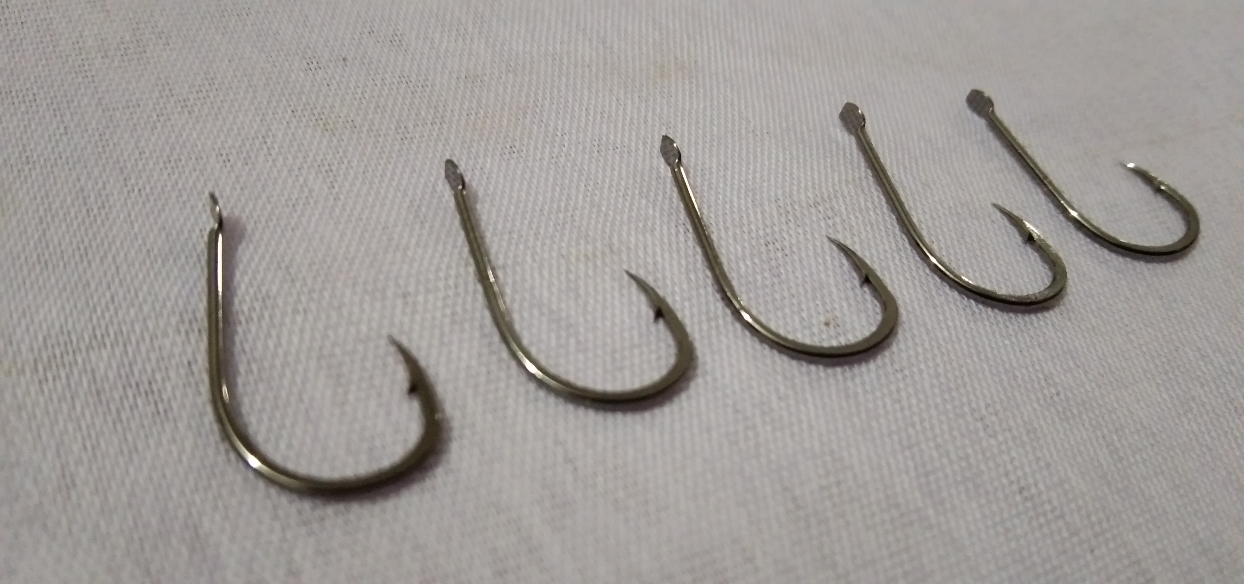 Fishing hook CHINU 4 size hook 1 pata 18 pices. 