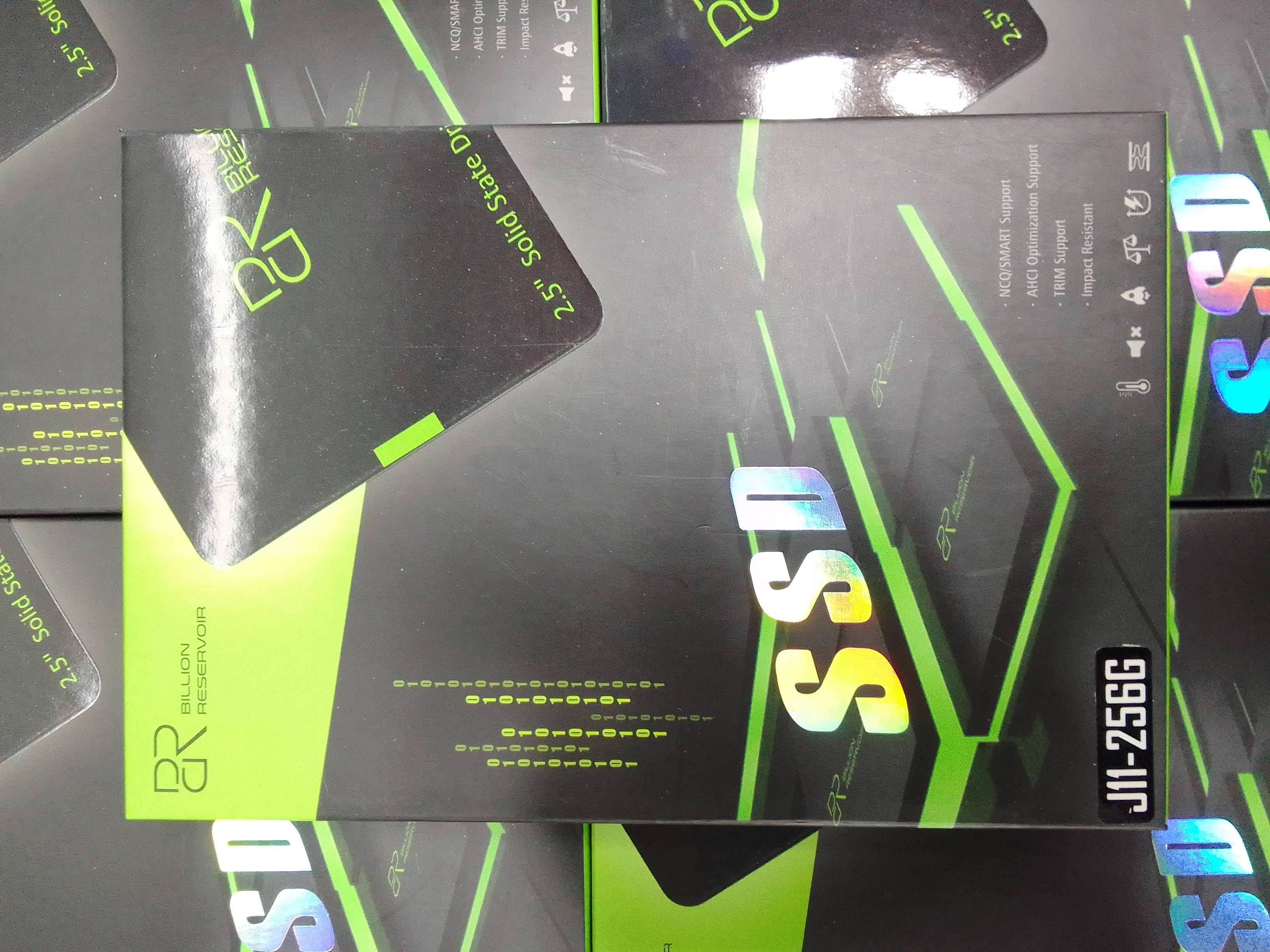 BR-Billion Reservoir SATA III 6Gb/s-2.5 256GB SSD Support All laptop and  desktop PC With 3 Year Replace Warranty | Daraz.com.bd