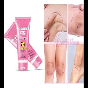 Berkova yogurt bilan onanizm qiladi