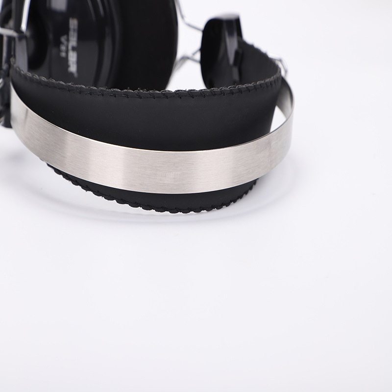 Sound V81 head-mounted computer office conference headset steel head beam rotating microphone voice is clear. 