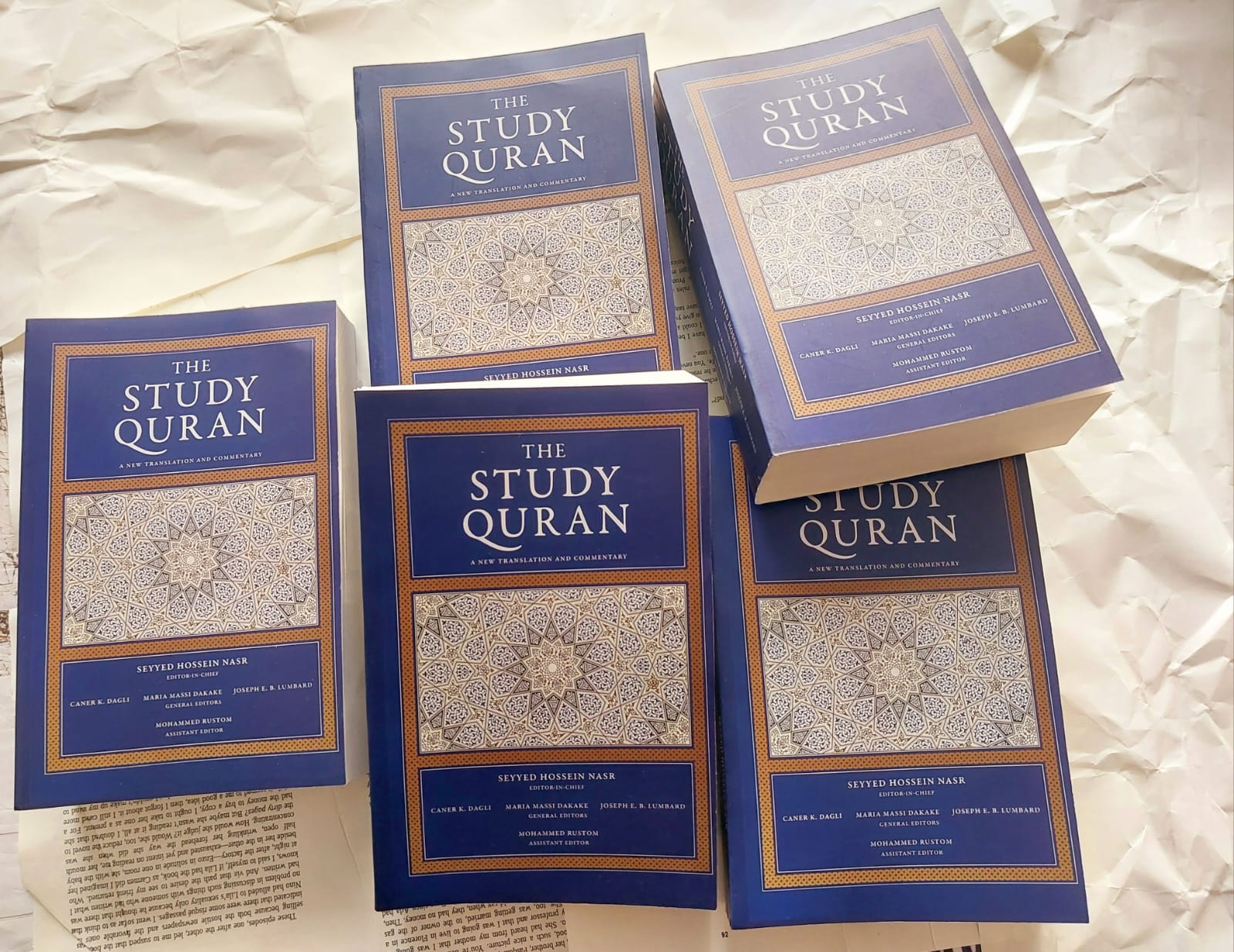 The Study Q'uran: A New Translation and Commentary - Paperback. 