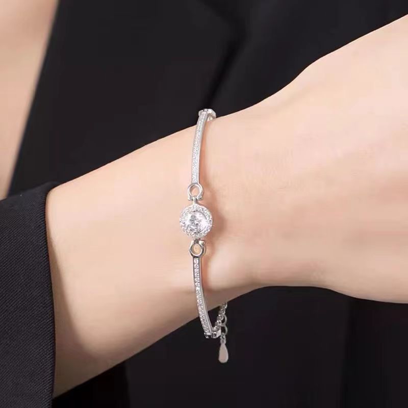 Little Sun Bracelet Autumn and Winter Light Luxury Niche Exquisite and Simple Half Bracelet and Half Chain as a Birthday Gift for Your Best Friend