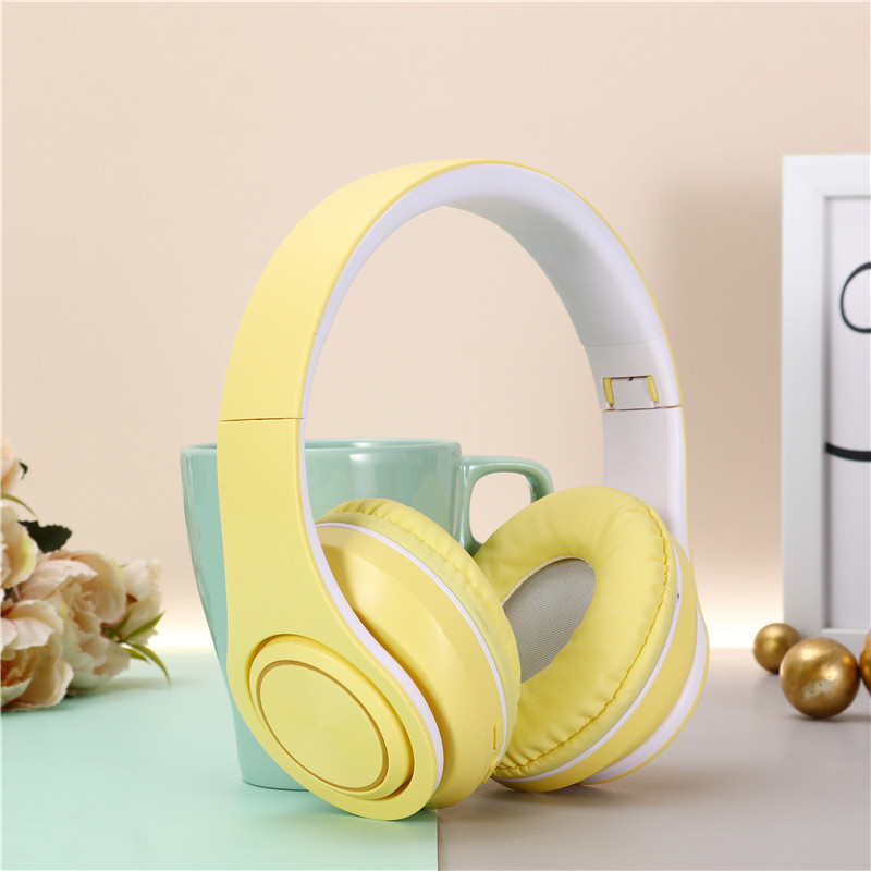 Cross-border P39 headset bluetooth headset 5.0 mobile phone voice call chicken game subwoofer card mp3. 
