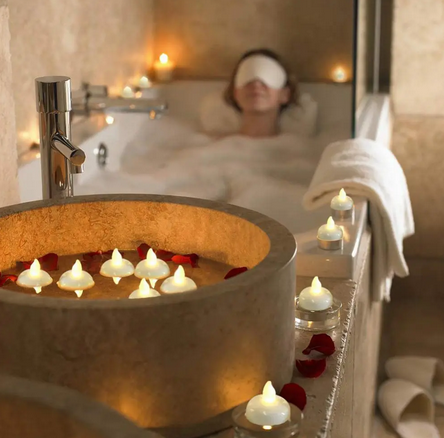 Flickering Flameless LED Candles Light Lamp Waterproof Floating on Water LED Tea Light for Pool Spa Decor. 