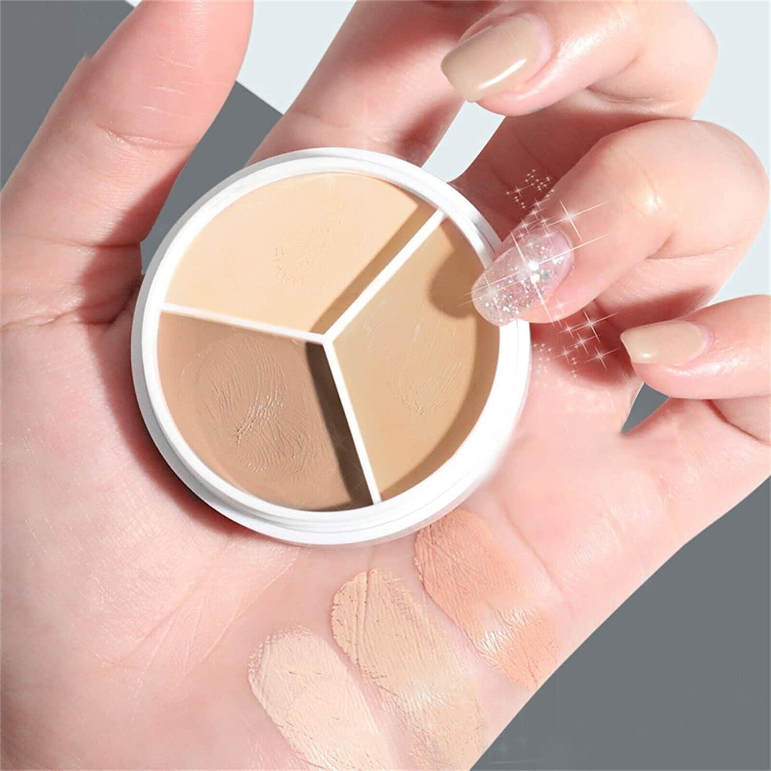 Mint Tri-color Concealer Palette. 