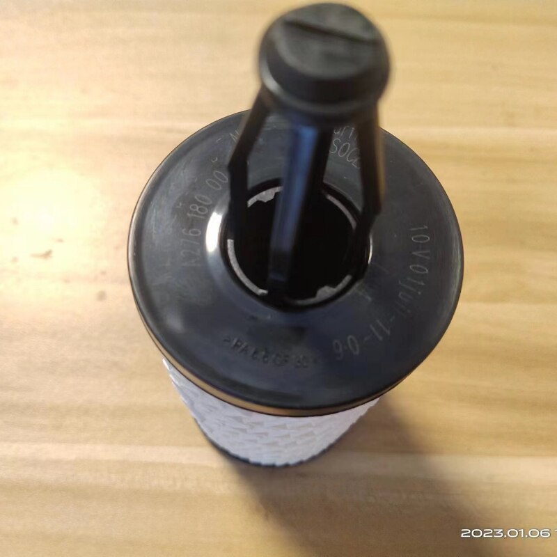 Car Engine Oil Filter OEM No.A2761800009 for Mercedes Benz W166 W204 W205 W212 W221 W222 C300 E400 GL550 ML350 R550 SL400. 