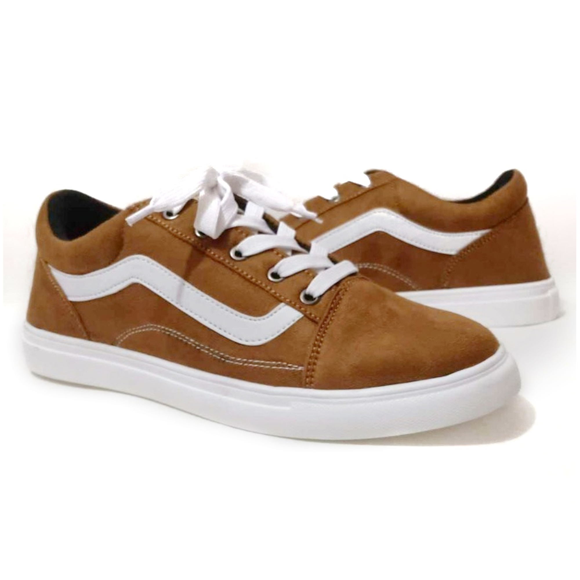 chocolate converse low top