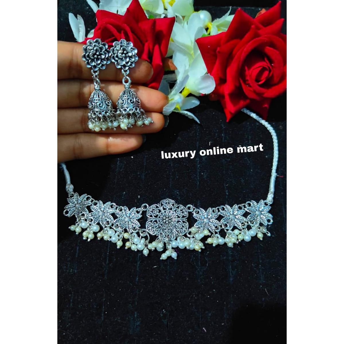 Hand Made Jewellery Set Customized Design