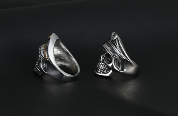Newest men skeleton skull ring vintage stainless steel skull ring. 