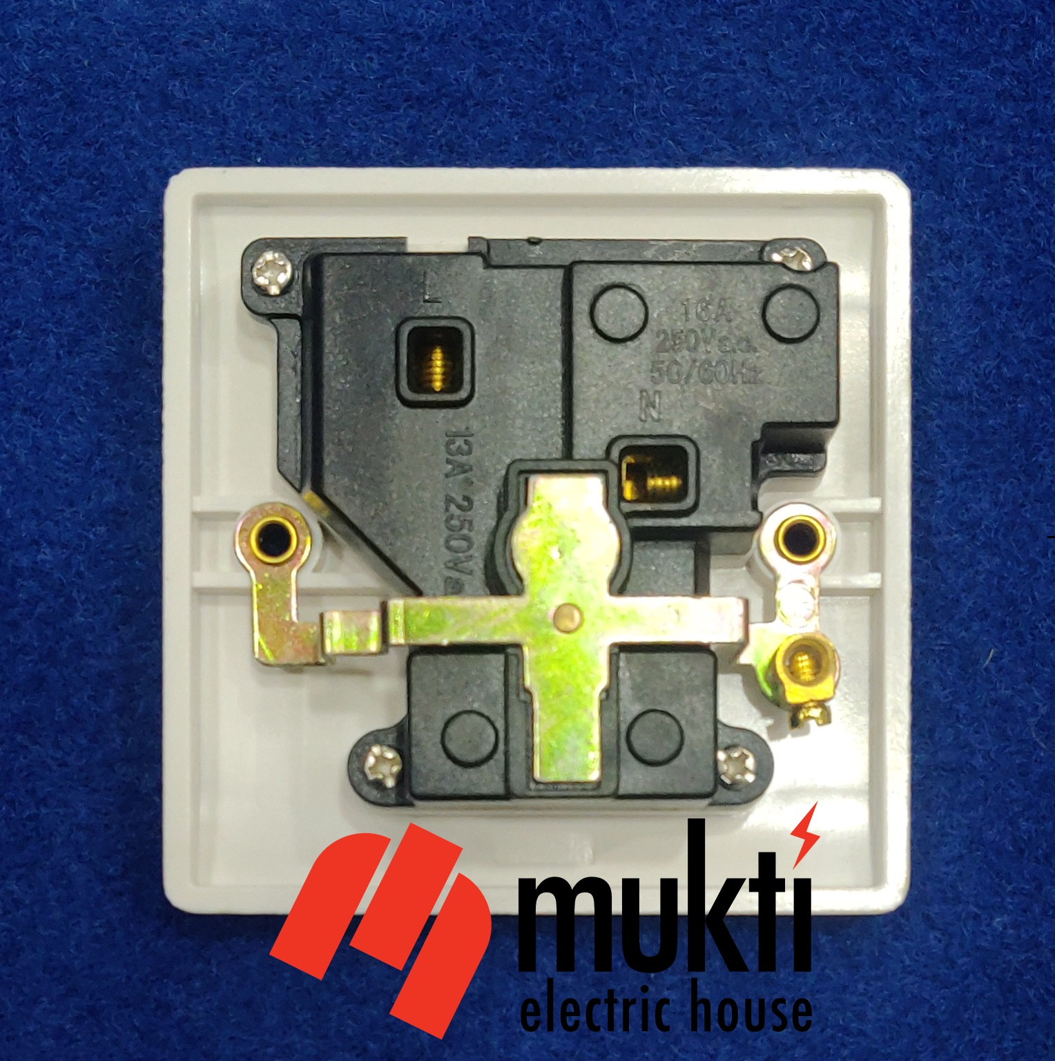ZAARA 5 Pin Multi Function Socket with Neon Premium Caliber Switch 5Pin. 