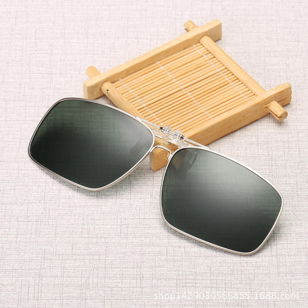 Invisible Myopia Clip-On Glasses Versatile Polarized Men'S And Women'S Flippable Frame Sunglasses Can Be Flipped Up With Frame. 