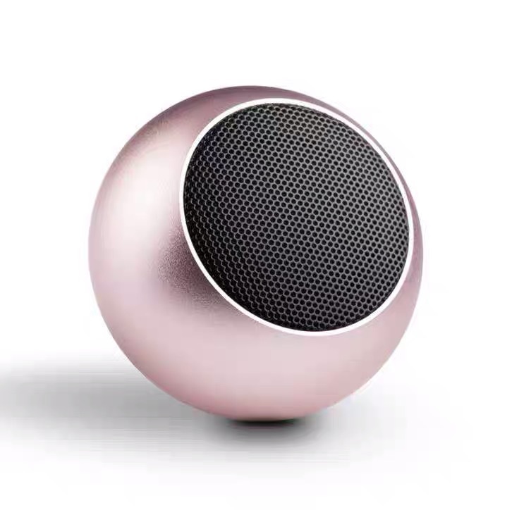 German small steel cannon subwoofer mini speaker 2020 new wireless bluetooth speaker multi-function portable. 