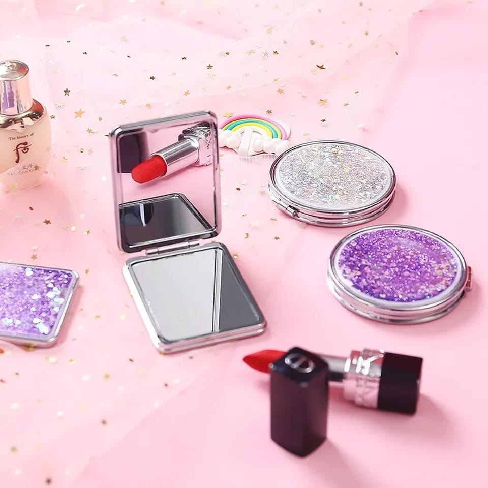 Flowing Sparkling Sand Mini Mirror Compact Pocket mini Mirrors. 