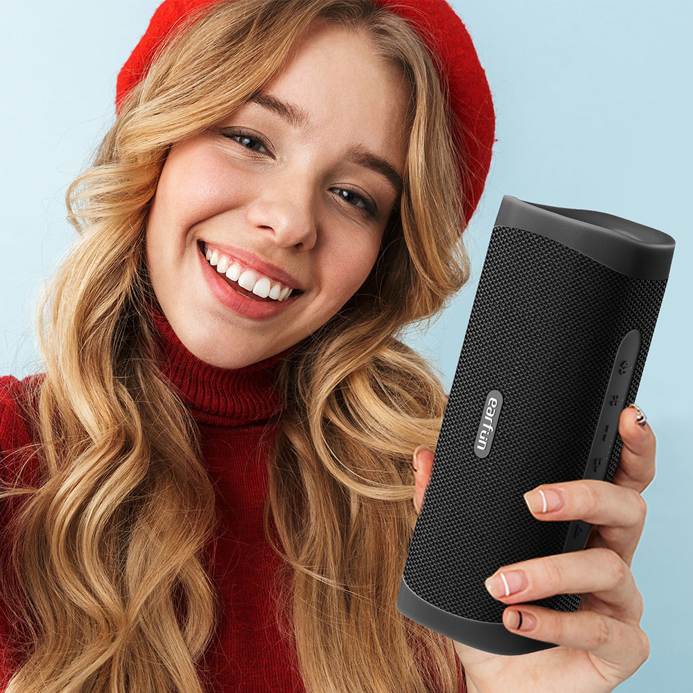 EarFun UBOOM L Bluetooth Speaker. 