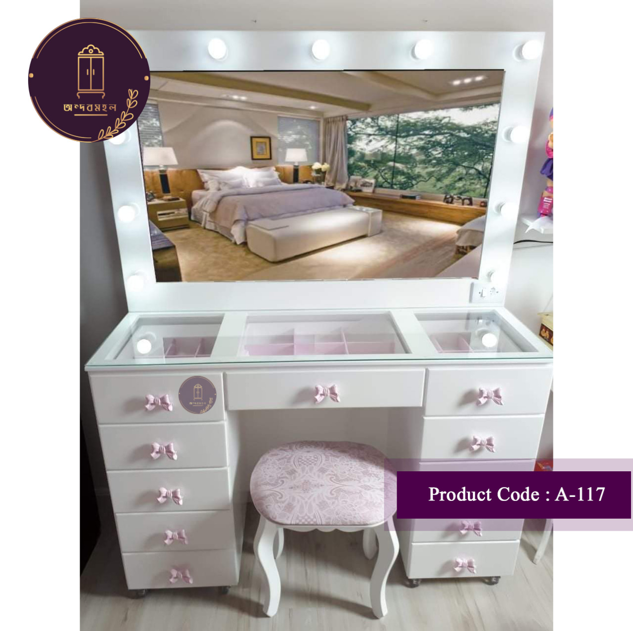 AndorMahal Malaysian Board Lacquer painted Dressing Table