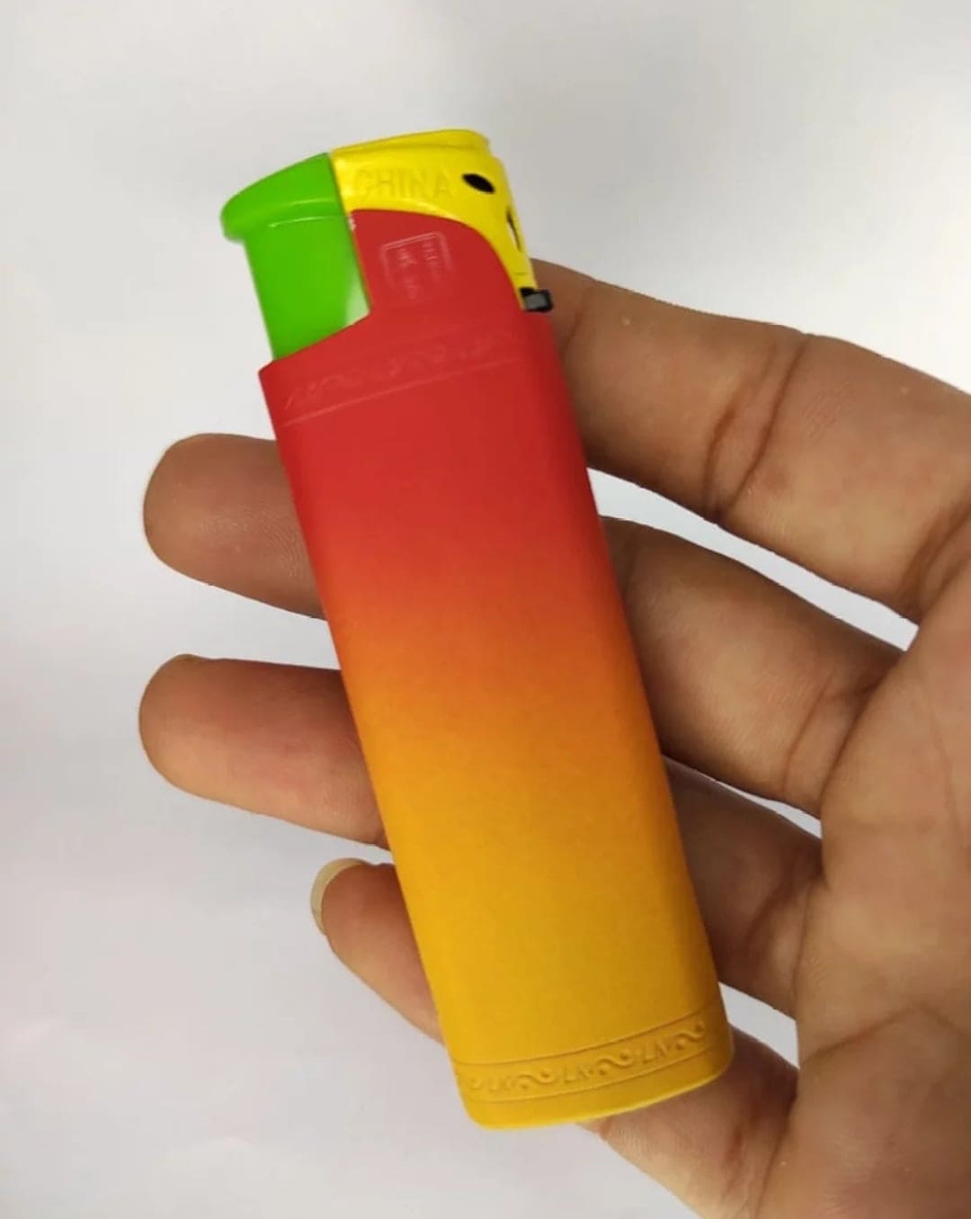 Unique red tune colored cute gas refill-lighter -5 pice. 