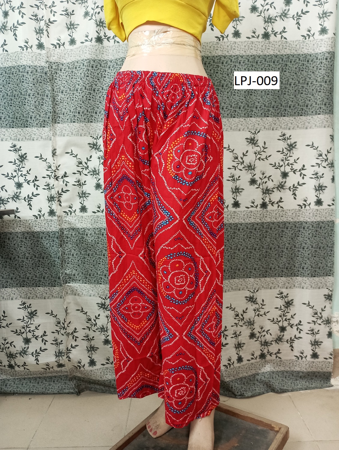 Yalangoch rus shou-biznesi yulduzlari