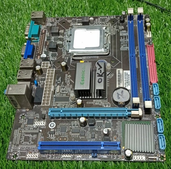 Mother board E-s-o-n-i-c 31 Ddr2 Ram Support-Duel Core And Core 2 Due/Pentium  Support Korean Product available. 