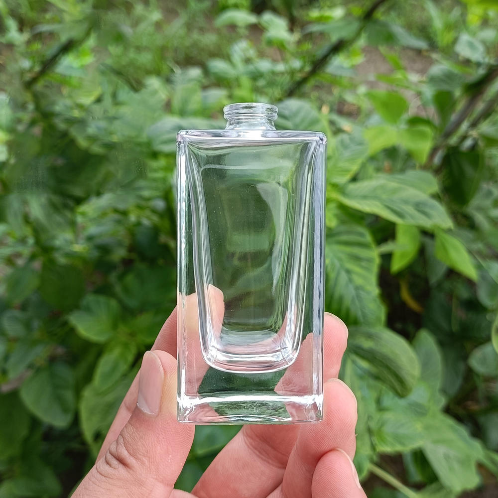30ml Bottle 100ml Bottle Perfume Bottle
30ml Bottle
50ml Bottle
100ml Bottle
The Crystal White Material Is Bottled Separately
glass Bottle
Thick-bottomed Dispenser Bottles
snap-top Bottle
High-end Spray Bottle
wooden Lid Perfume Bottle. 