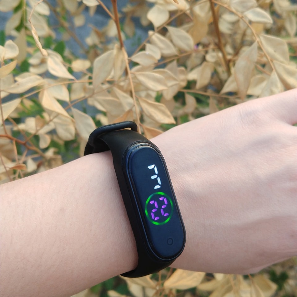 2023 LED Digital fashion Watch. 