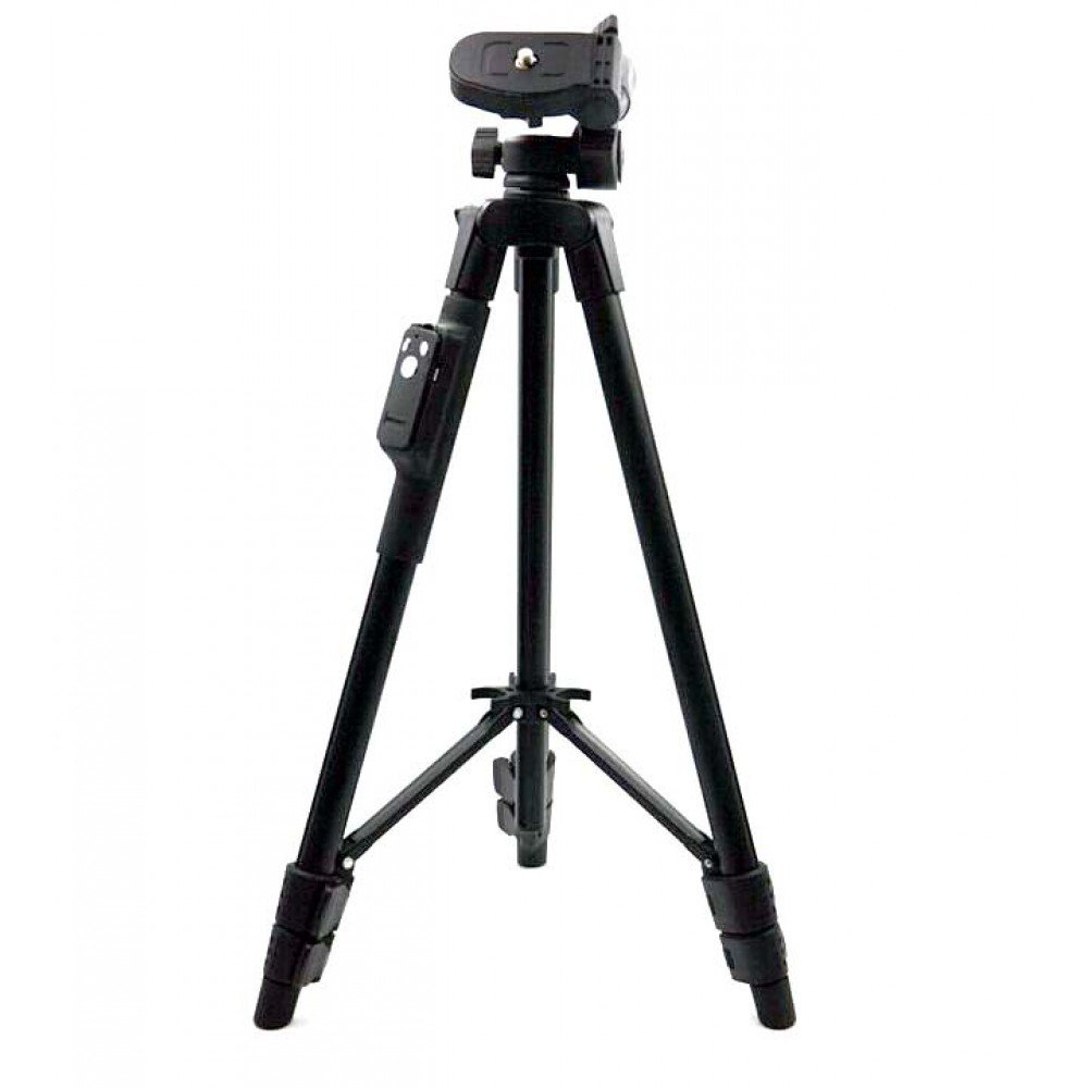 Yunteng Vct-5208 Tripod with Bluetooth Shutter. 