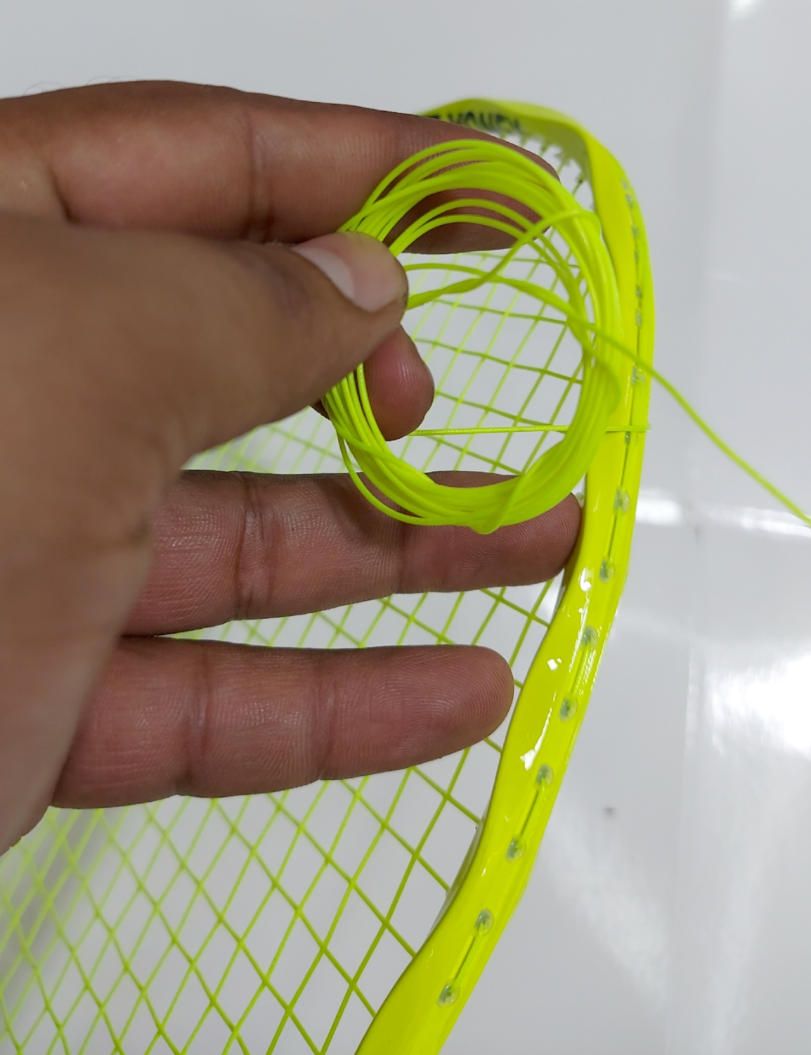 Yonex Badminton Racket 32 Lbs Mashing Gadding Fully Complete - Model Kamranga - Ensures Optimal Performance And Durability. 