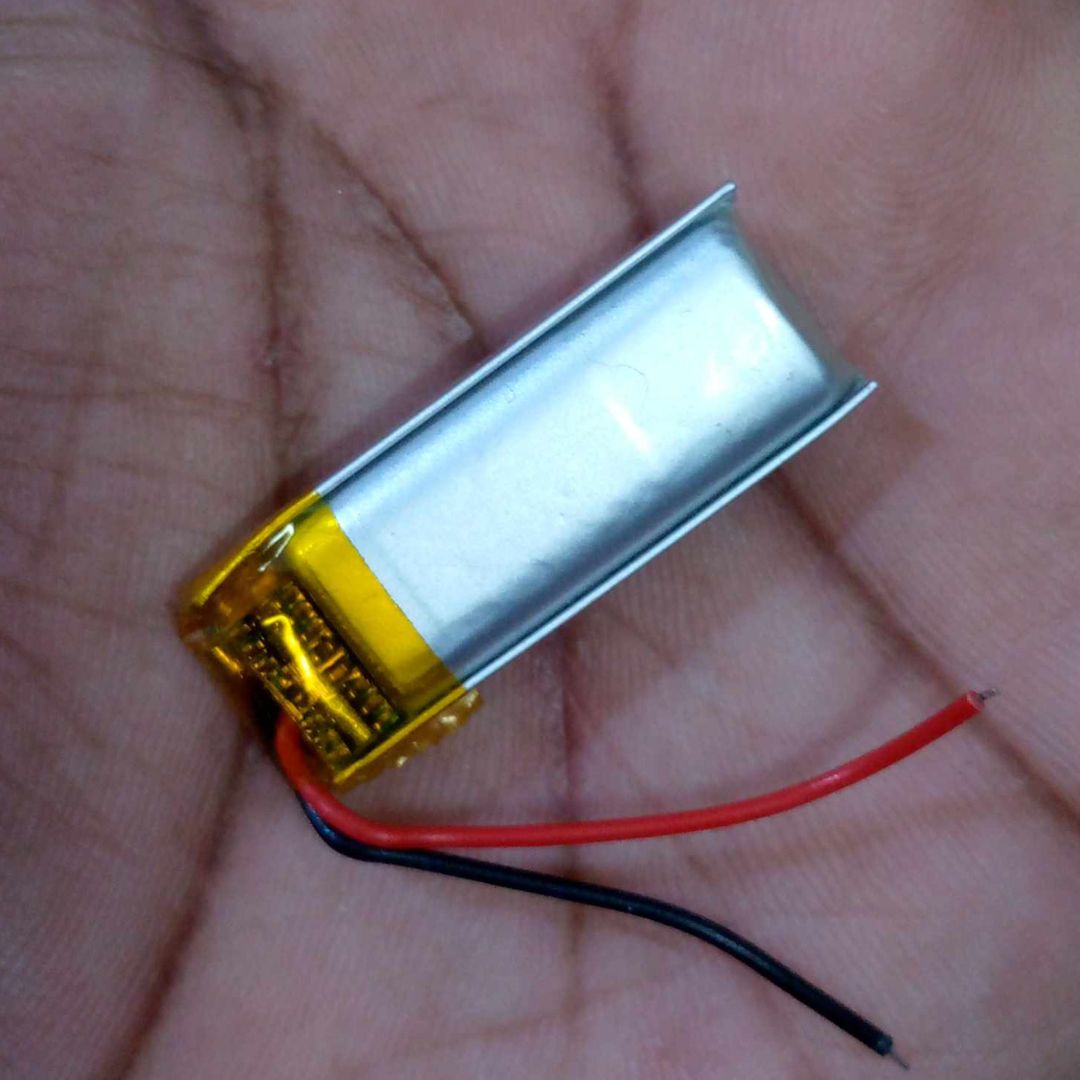 M400 Small BLUETOOTH Headphone Battery 3.7V Rechargeable Battery 3.7V Battery Size 30x10x5mm Lithium Polymer Rechargeable Battery 3.7V Battery For Bluetooth Earphone Lipo Battery. 