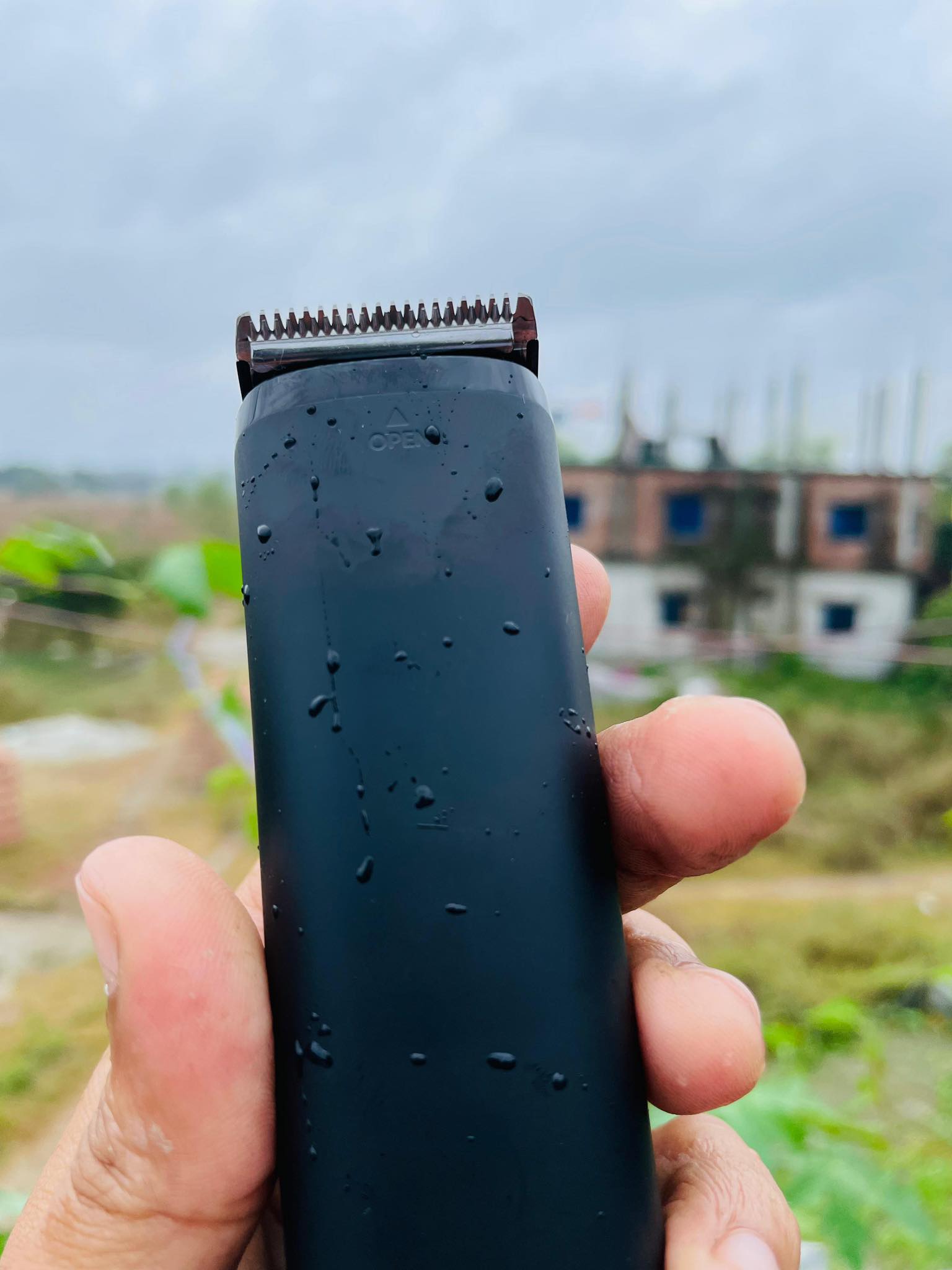 Realme Dizo Beard Trimmer. 