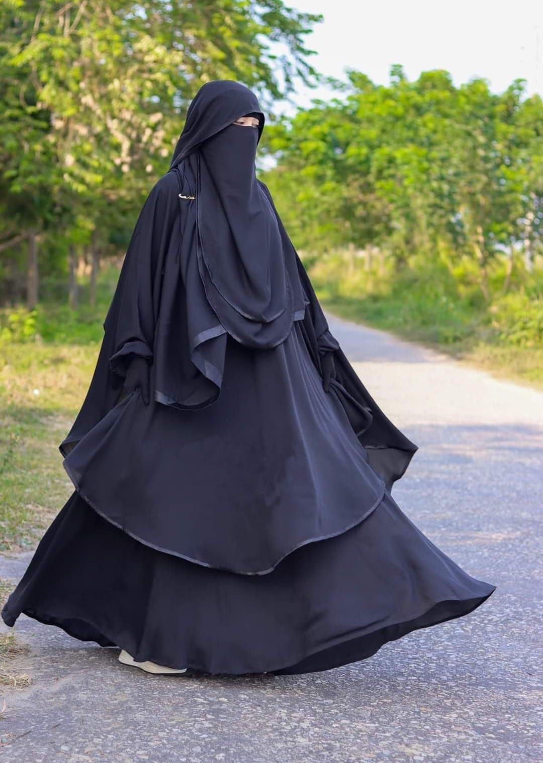 New jakiya set borka with Matching Hijab &niqb full et. 