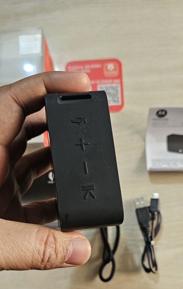 Sonic Boost 210 Bluetooth Speaker. 