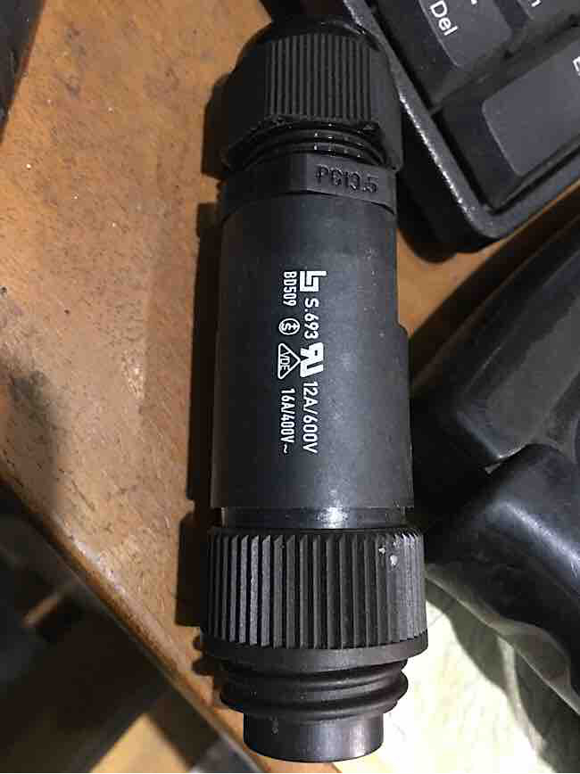 S.693 series 4 pin connector BD509  12A/600V. 