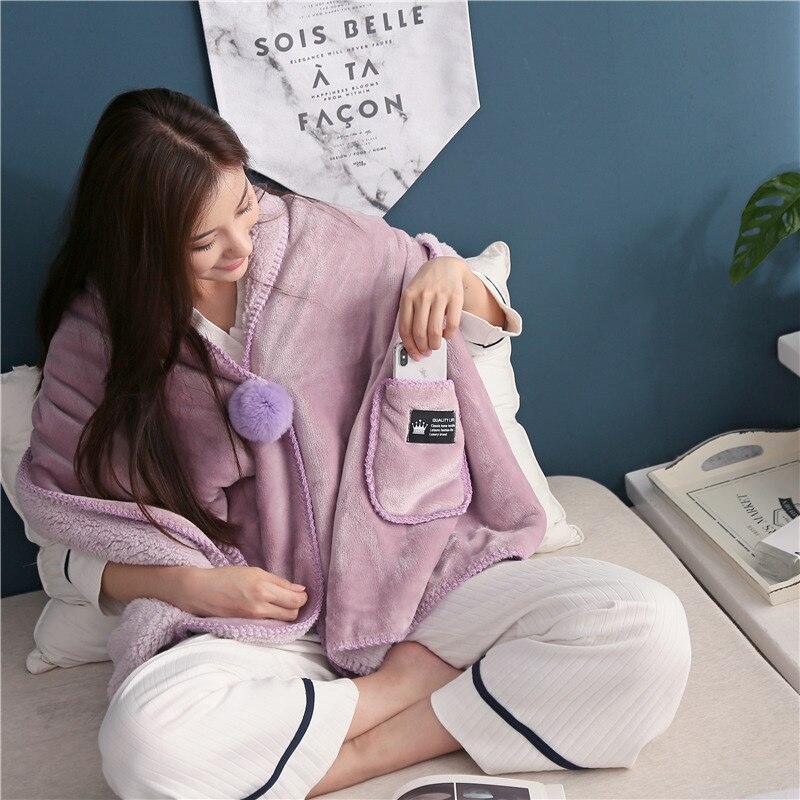 Multifunctional Lazy Shawl Blanket with Pockets for Men Kids and Women Warm Wearable Blankets Use Sofa Home Office. 